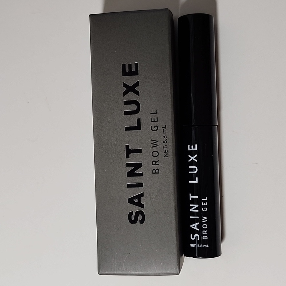 Makeup Bundle - Picture 3 of 8